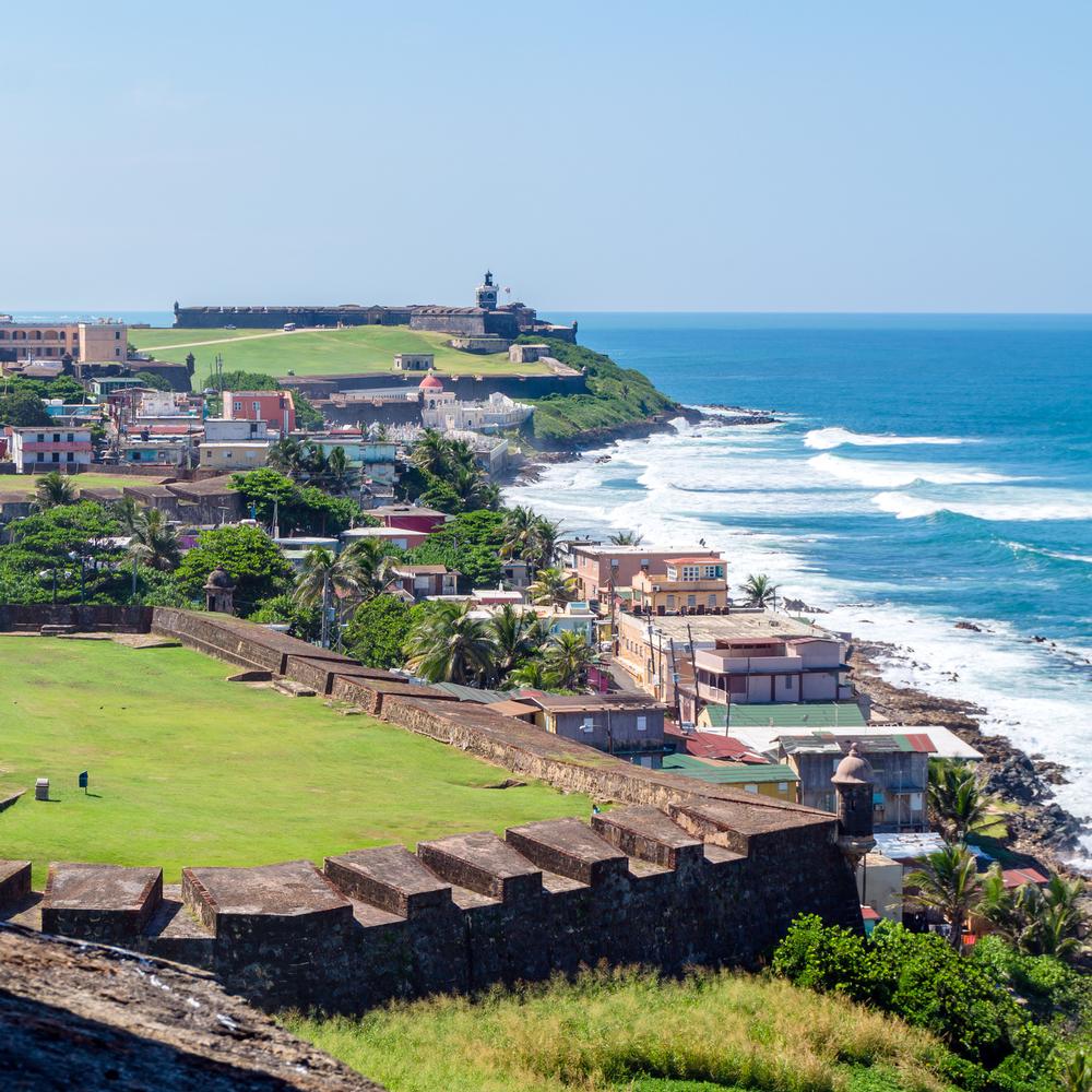 Getting Around San Juan by Bus