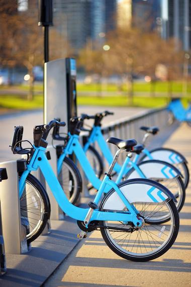 Getting Around Chicago by Bike or on Foot
