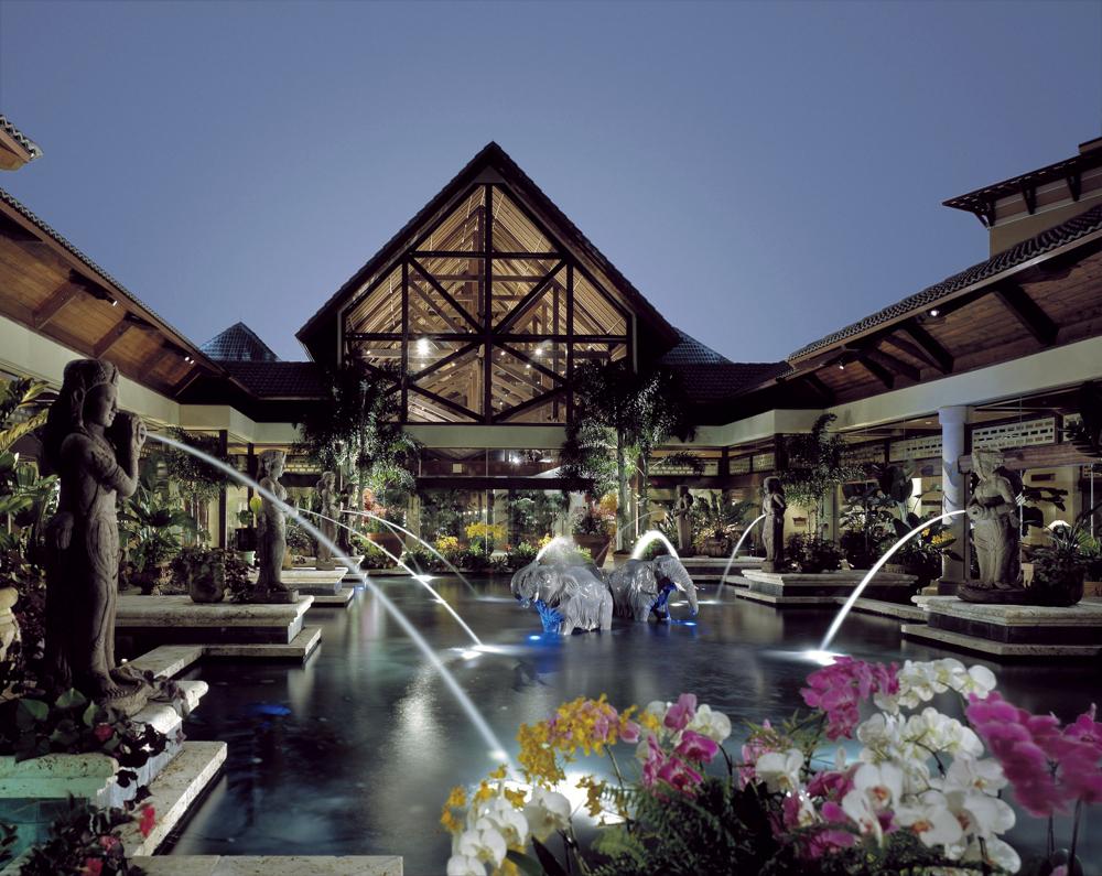 Royal Pacific Resort in Orlando