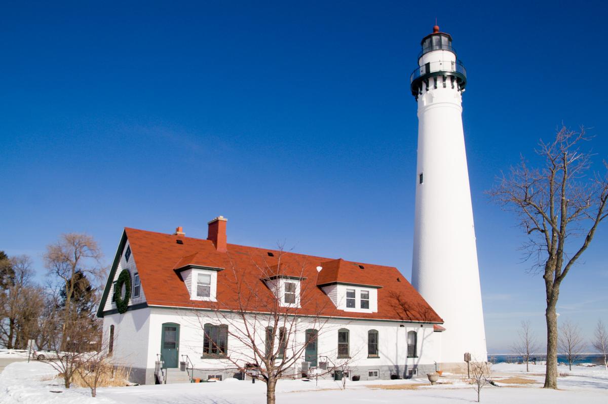 Lake Light & Quiet Streets: Christmas in Racine, WI