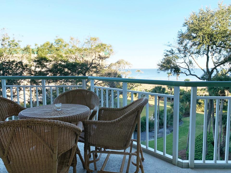 Relax Beachside in Style at Palmetto Dunes Villa