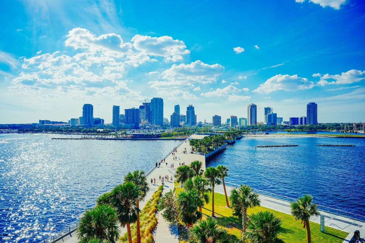 St. Petersburg, Florida: Sunshine & Slow Celebrations