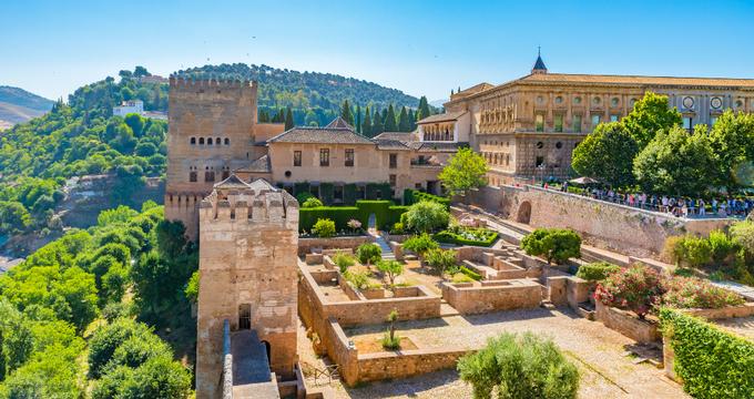 24 Best Things to Do in Granada, Spain