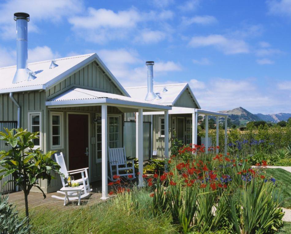 If You’re Dreaming of Scenic Views and Private Cottages, Stay at The Carneros Inn