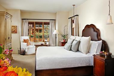 Royal Palms Resort Rooms & Suites