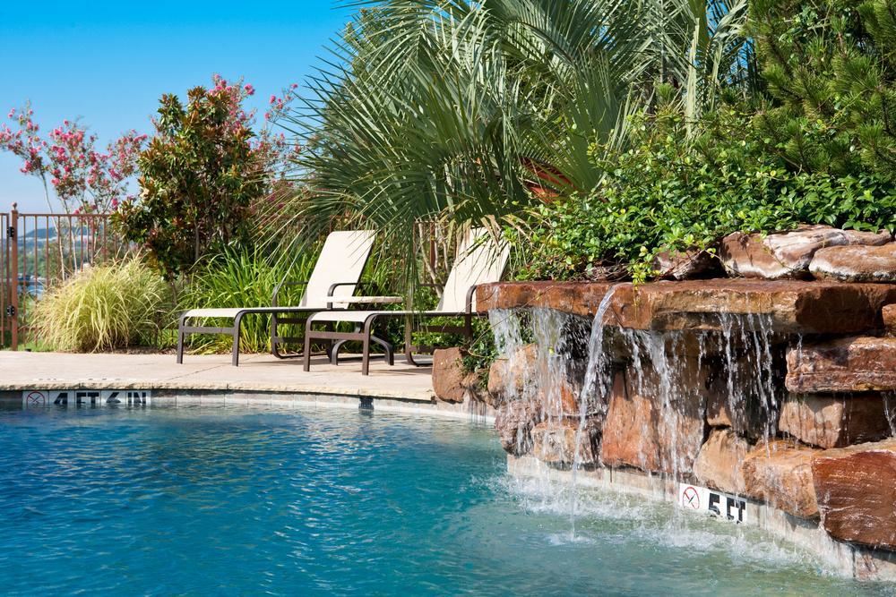 Wake up to spectacular lake views at the Inn on Lake Granbury