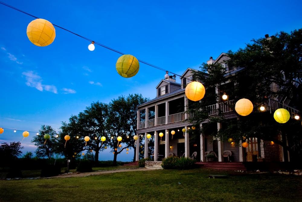 Plan a romantic getaway to Sage Hill Inn Above Onion Creek