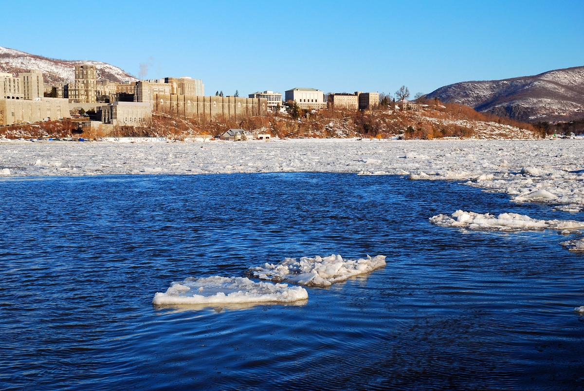 Look at river views and explore military history on an exciting trip.