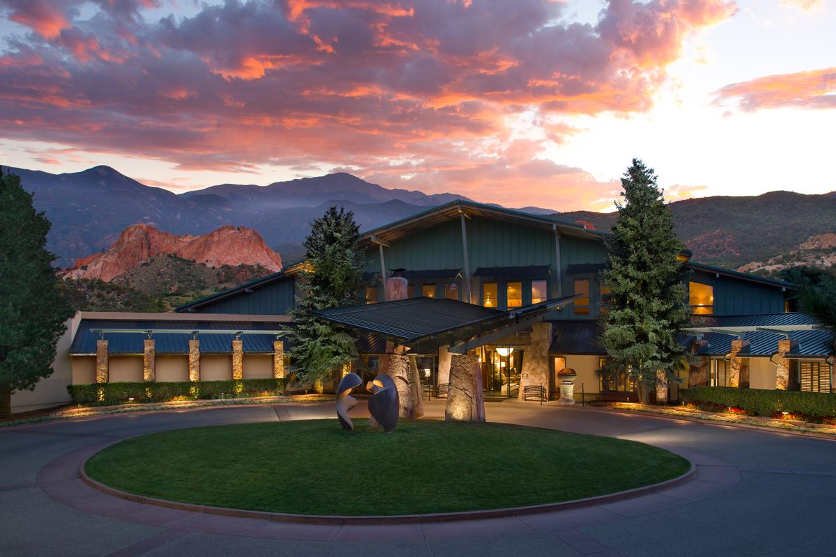 Book a cottage at Garden of the Gods Resort and Club