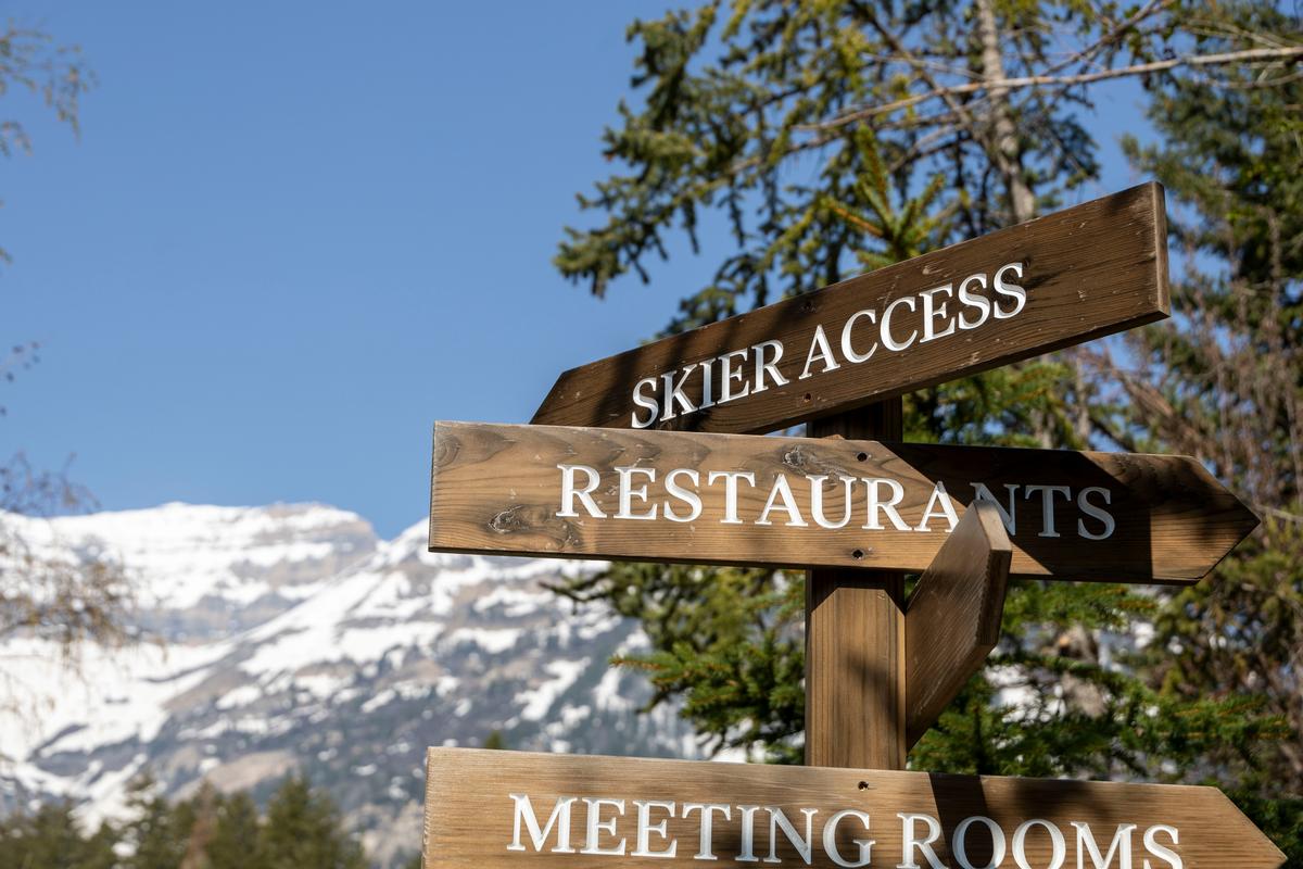 Sundance ski signs