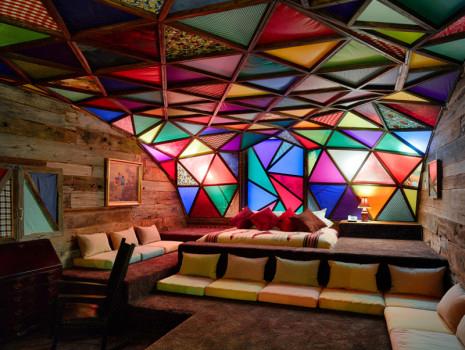 See modern art and enjoy upscale vibes on an unusual trip.