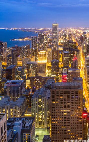 Shop, Dine, and Stroll the Magnificent Mile