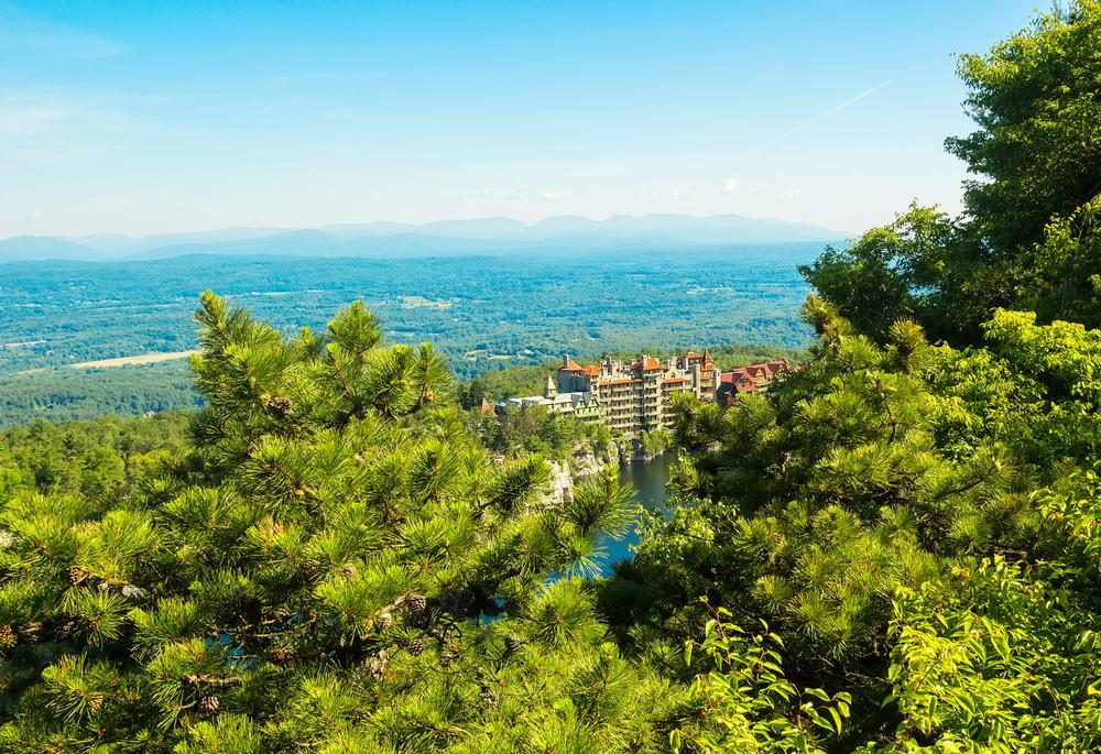 Go hiking in Mohonk Preserve