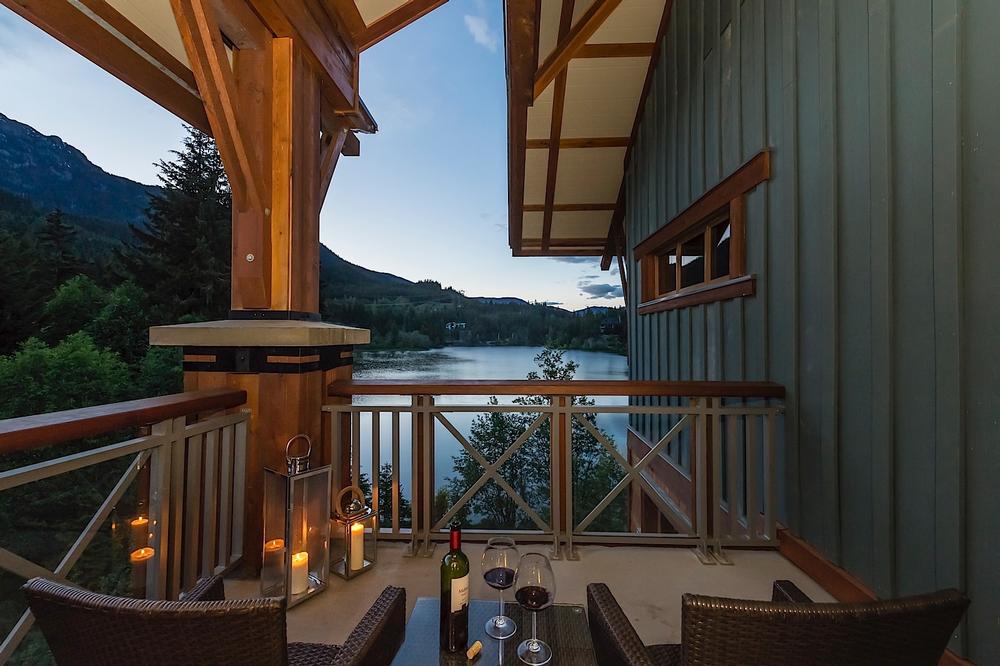 Admire lake views and relax in stylish comfort on a scenic couples trip.